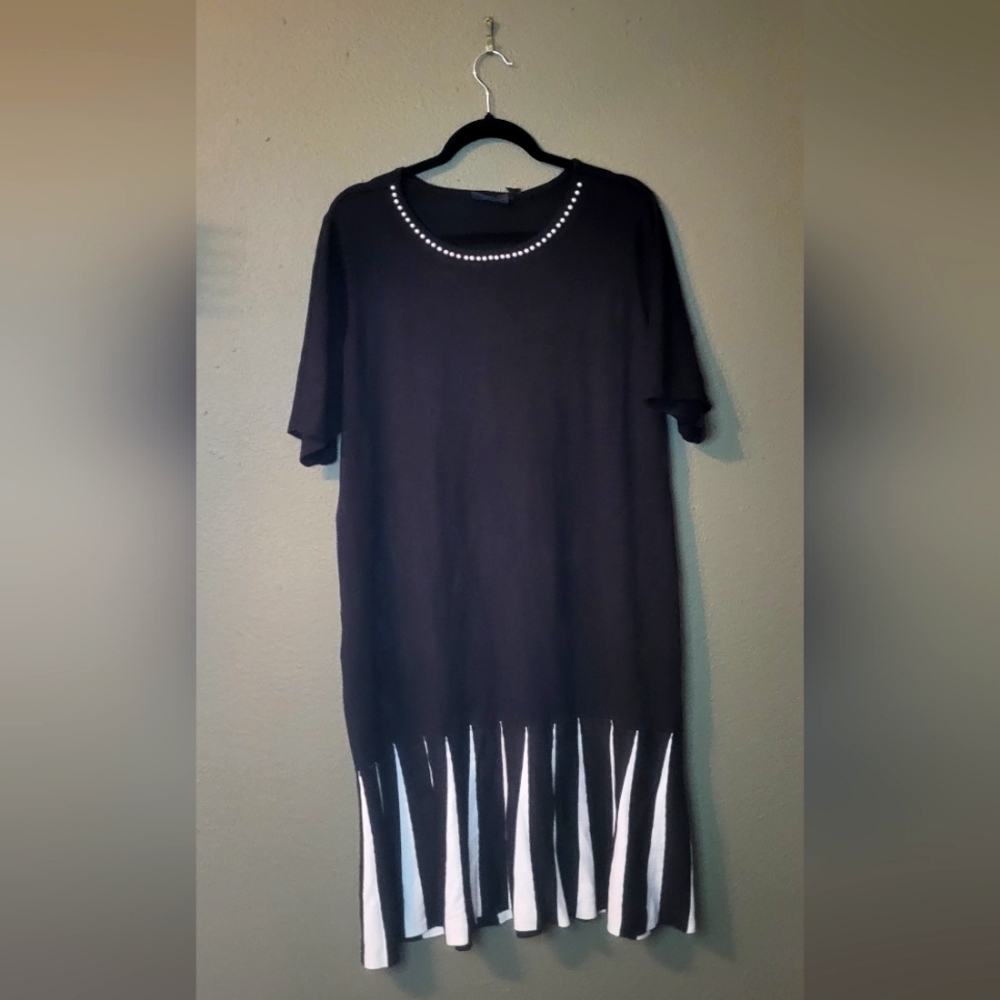 Nina Leonard Long Knit Dress, Size XL, Black & White, Wool. Pull-On